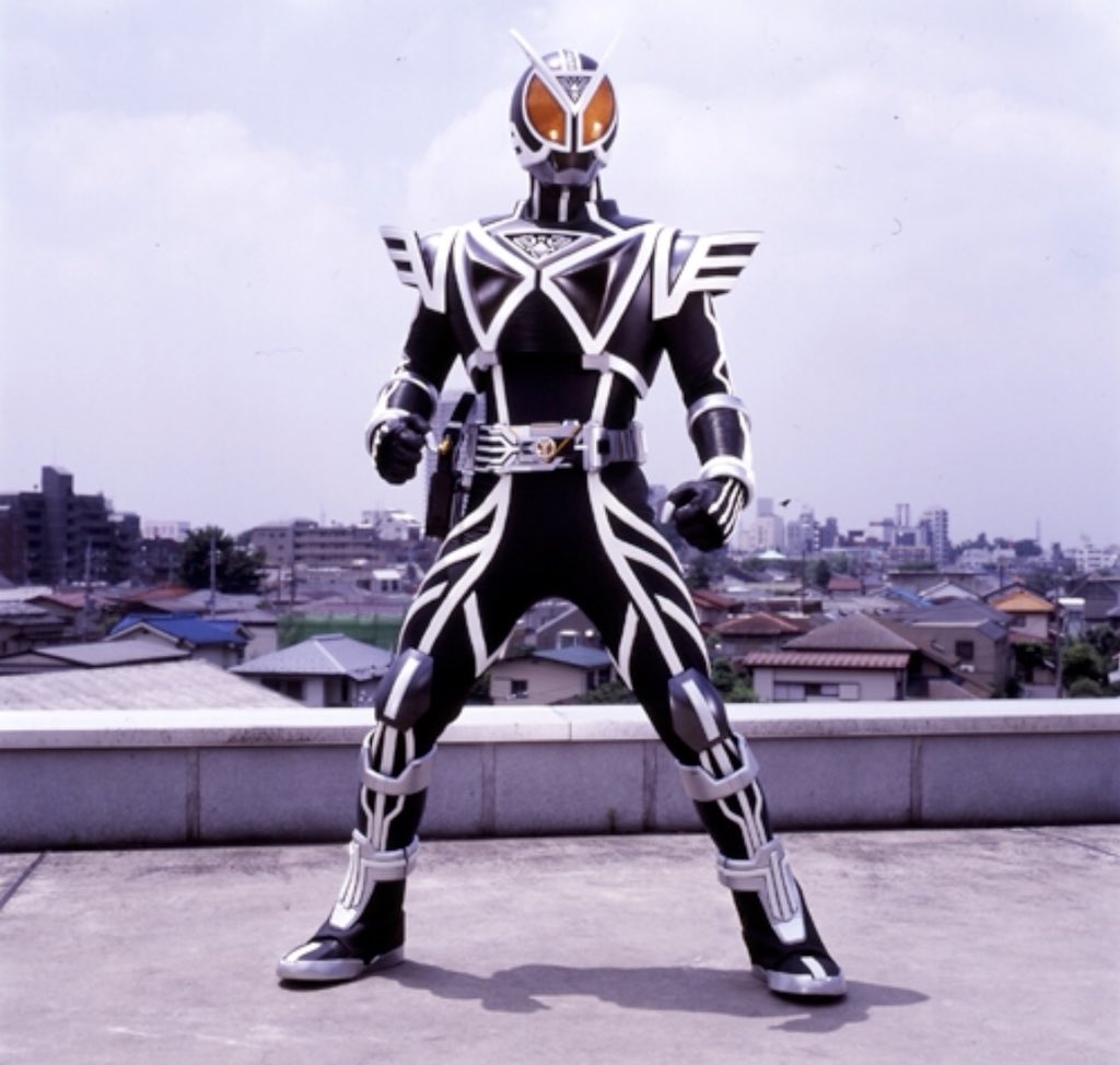 のすけ 仮面ライダーデルタのデザイン最高にいけてるよな 服とか選ぶ時に お デルタみたいでカッコいい買っちゃお ってなるくらいに