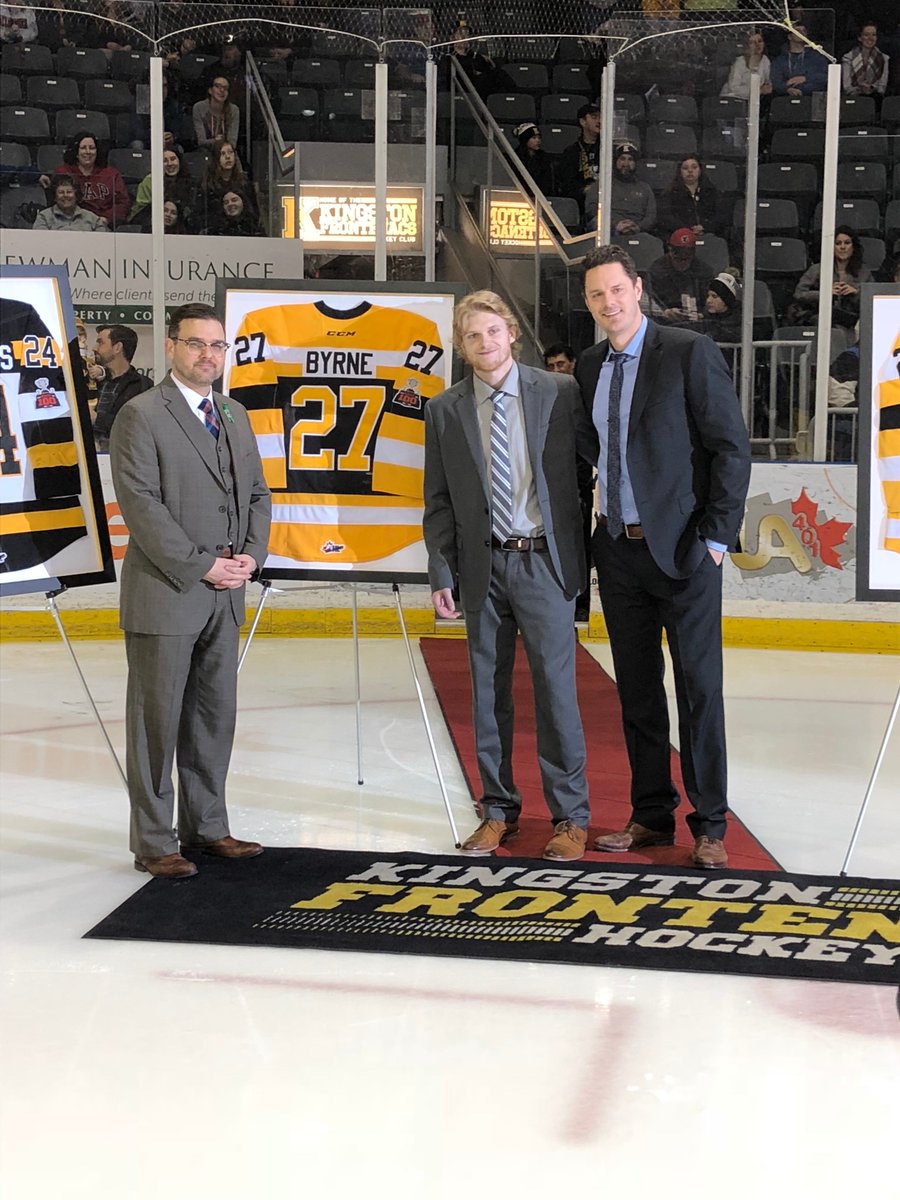 KingstonFronts's tweet photo. We also want to say thank you and good luck to our 3 overage players. @Hotchkiss97, @ryancranford21 and @Mitchbyrne98. You all made this organization better both on and off the ice! We wish you all the best as you move forward in hockey and in life. #FrontsFamily https://t.co/kC7LGsXS6l