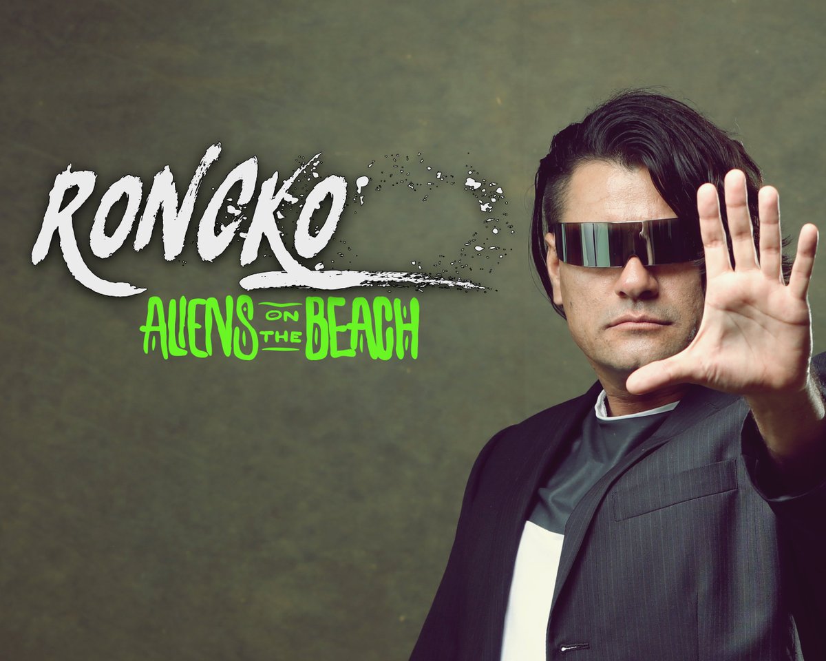 Aliens On The Beach tweet media