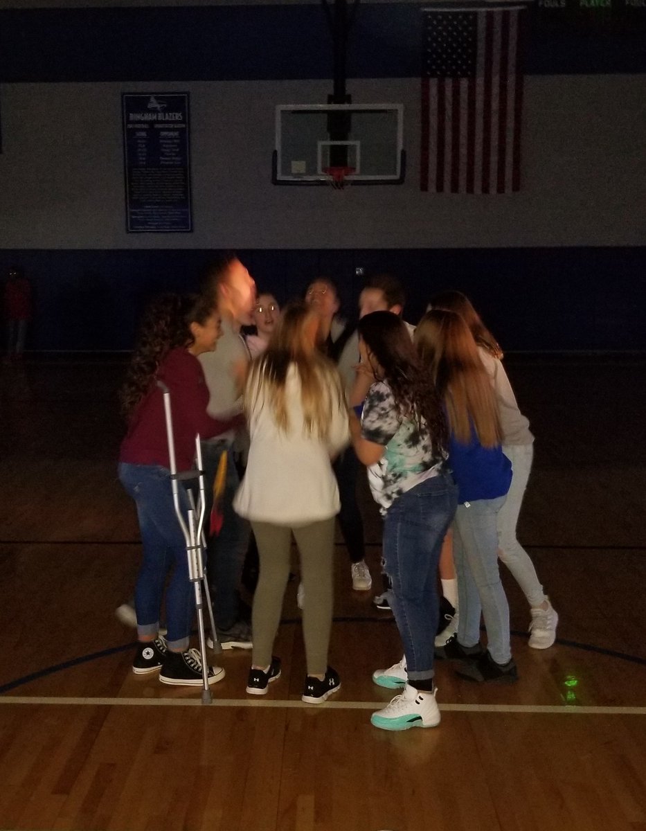 STUCOBingham's tweet image. Swimming Team 🏊‍♂️🏊‍♀️
@BinghamBears
#springassembly
#schoolspirit
#BearsRising🐾💙🐻
#kidsdeserveit
#isdstrong