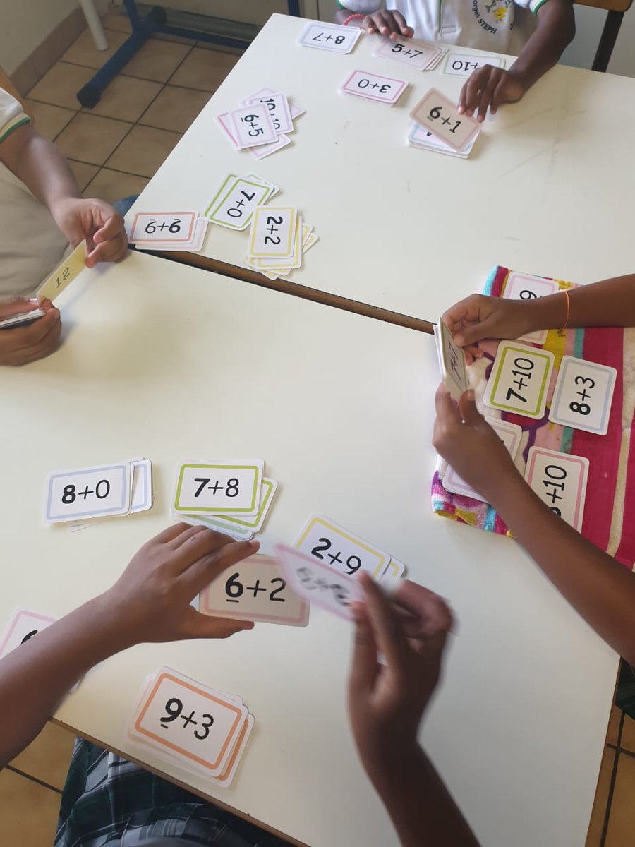 #SemaineDesMaths2019 CE1 : après le Möllky dans la cour, la suite des ateliers en classe...
<a href="/acmartinique/">Académie de Martinique</a> <a href="/CircoFdF1/">Circo FORTdeFRANCE 1</a>