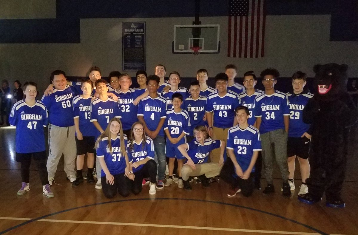 STUCOBingham's tweet image. Boys&apos; Soccer ⚽️
@BinghamBears
#springassembly
#schoolspirit
#BearsRising🐾💙🐻
#kidsdeserveit
#isdstrong