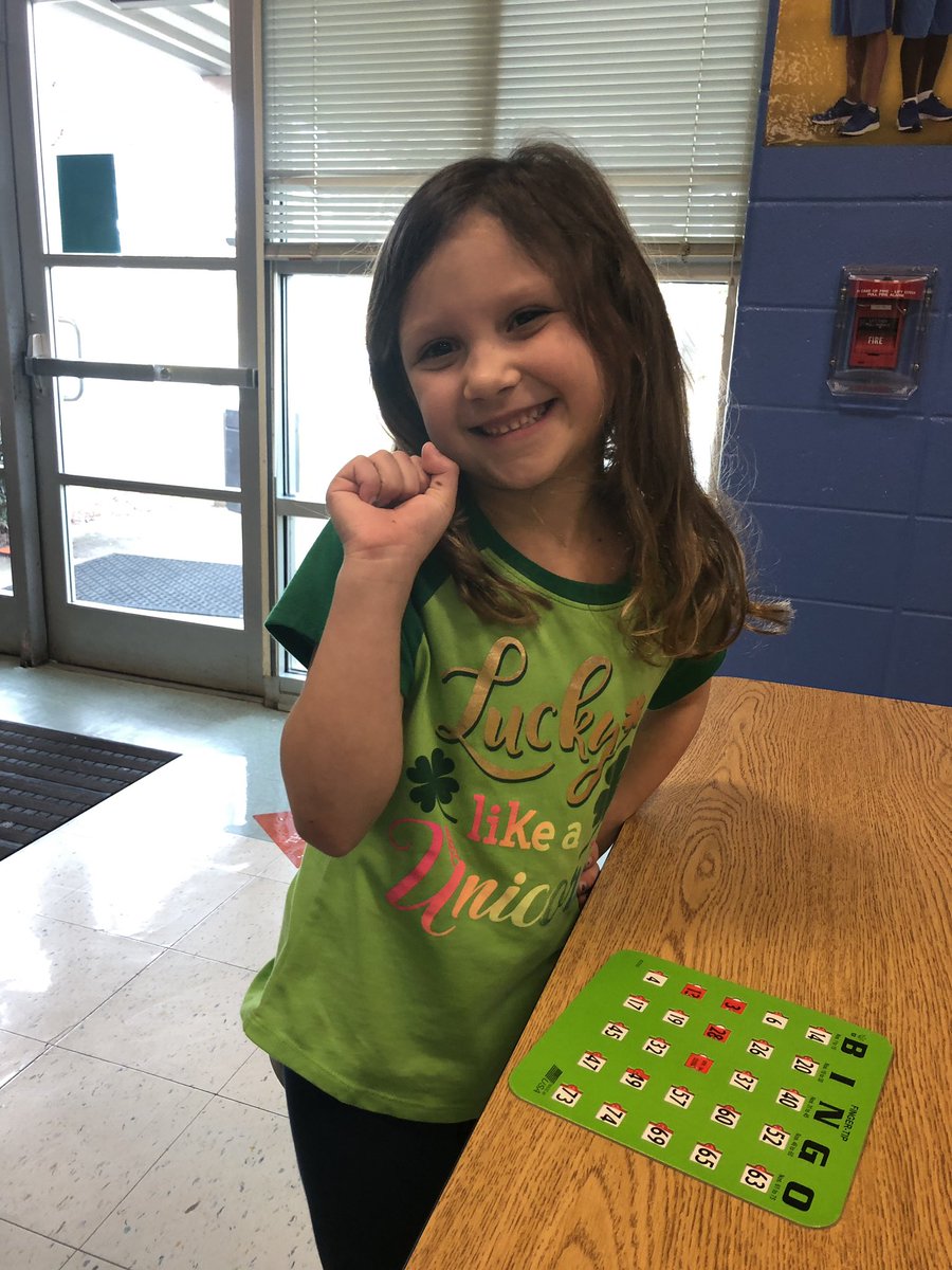 5Dibert5's tweet photo. Fun at Bingo and Baskets Night!! https://t.co/rcbQU1LweB