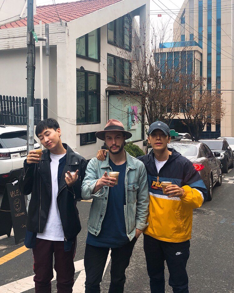 tobiasellehamme's tweet photo. Coffee with friends https://t.co/1d2V4AJkI4