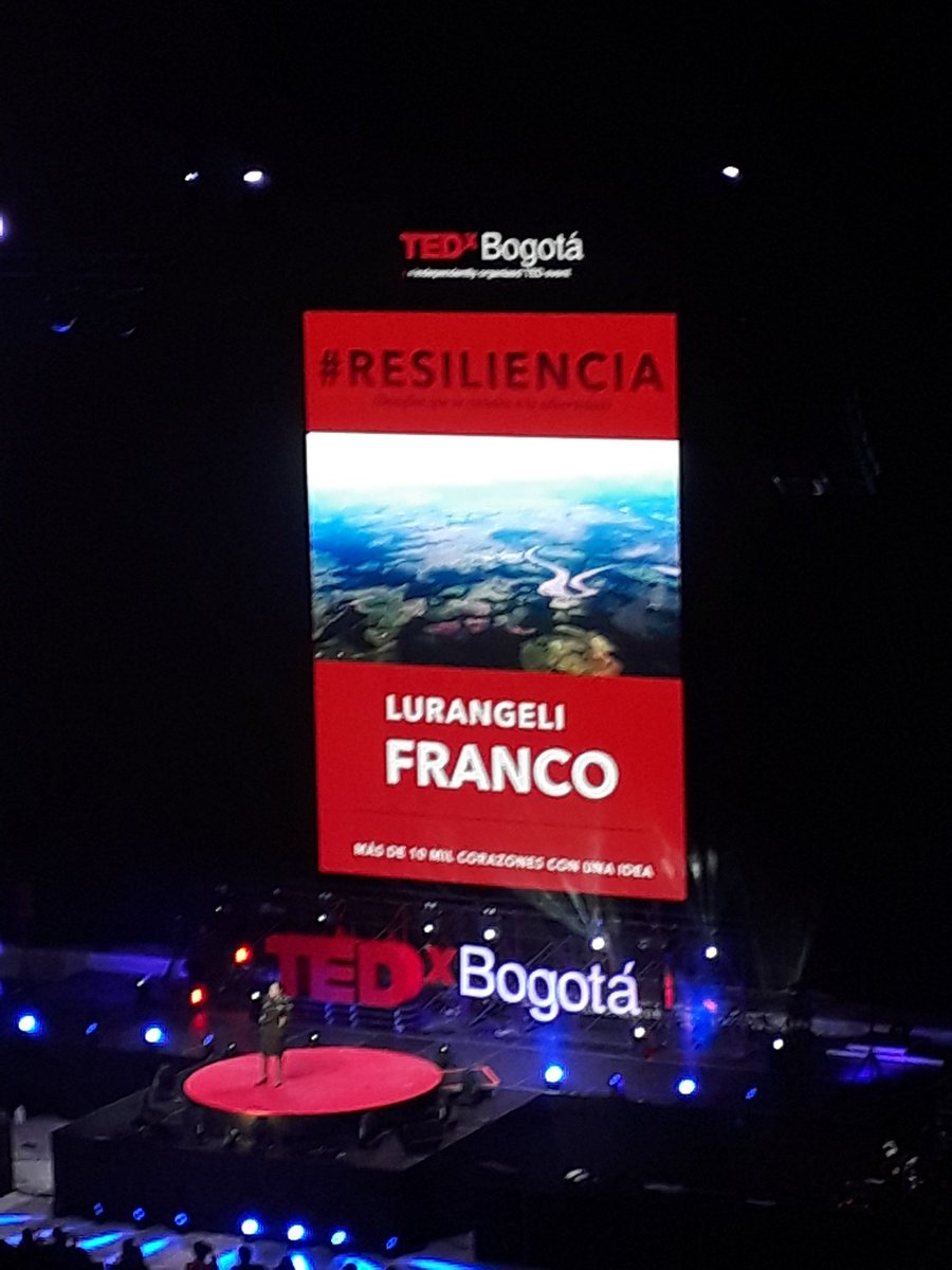 PoliciaUNIPEP's tweet photo. La señora teniente coronel Lurangei Franco, habla de #Resiliencia, desde el trabajo de los hombres y mujeres policías de #UNIPEP en los territorios, empoderando y conociendo las necesidades de la gente.
#JuntosConstruimosPaz 
#MásCercaDelCiudadano https://t.co/hEaAAf7v0b