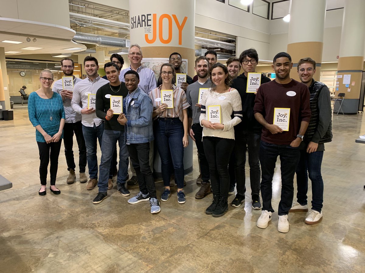 hackerfellows's tweet image. Thank you, @menloinnovation and @menloprez for exposing the 2018 #hackerfellows to the #menlo way.