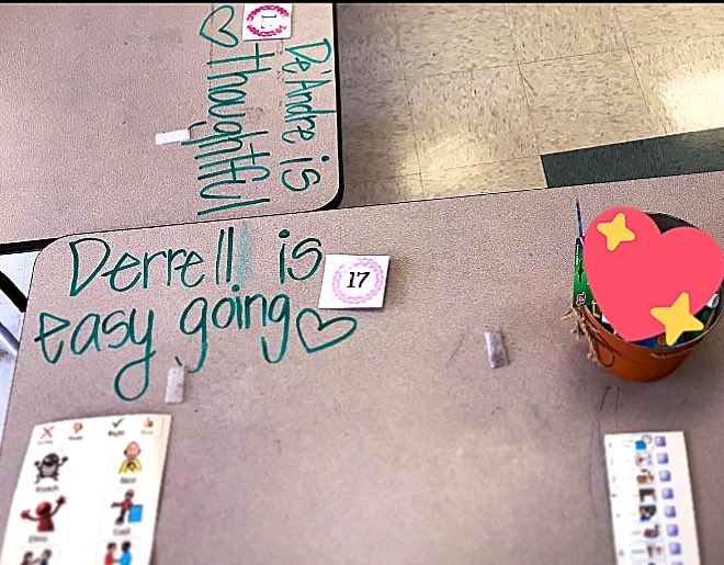 sophsphillips1's tweet image. One small act of kindness can be enough to change a student’s entire day. #bethechange #itsthelittlethings  #desknotes