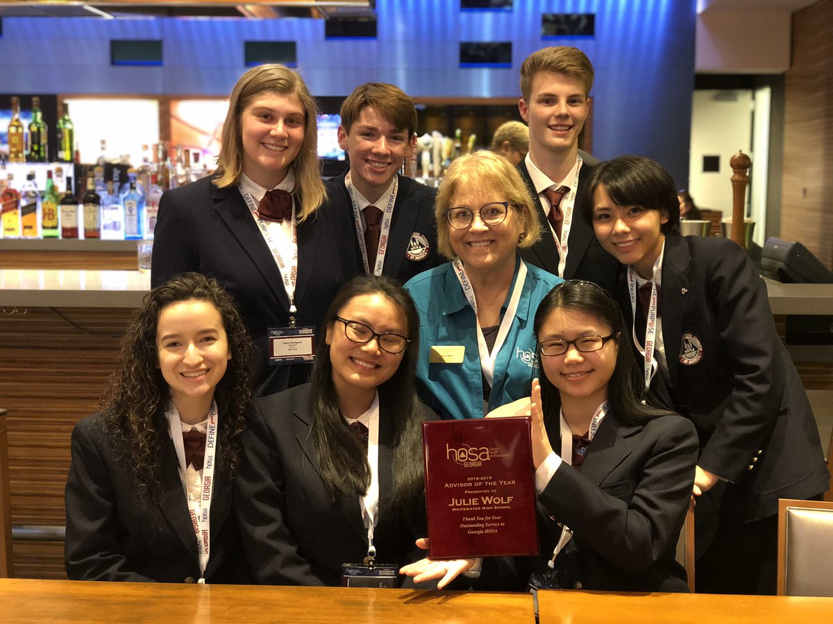 WHS healthcare science STEM students with their HOSA advisor of the year. #whsRAREbreed #GeorgiaHOSA