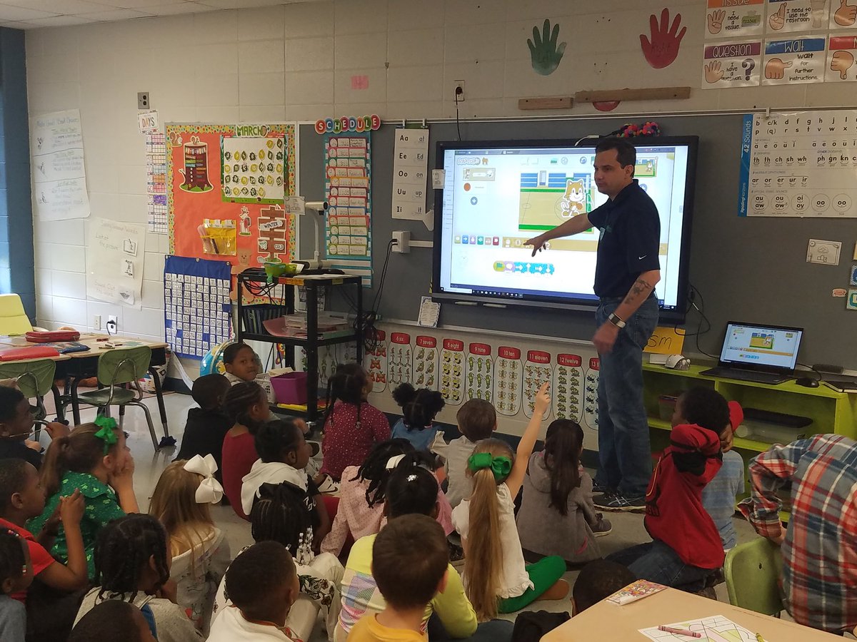 Samena Collins tweet media