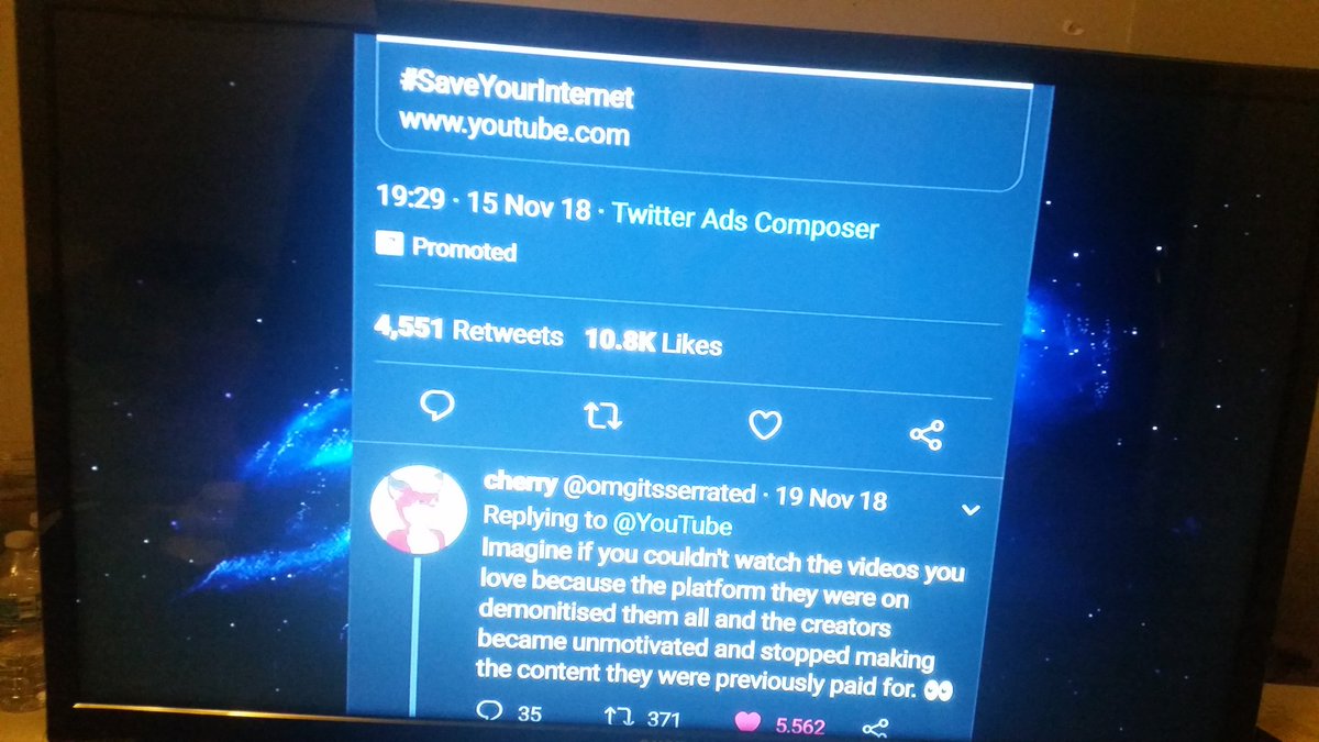 Vex_Vesper's tweet photo. @omgitsserrated saw you on #rslash YouTube channel. Awesome roast man https://t.co/4Wptr8y78h