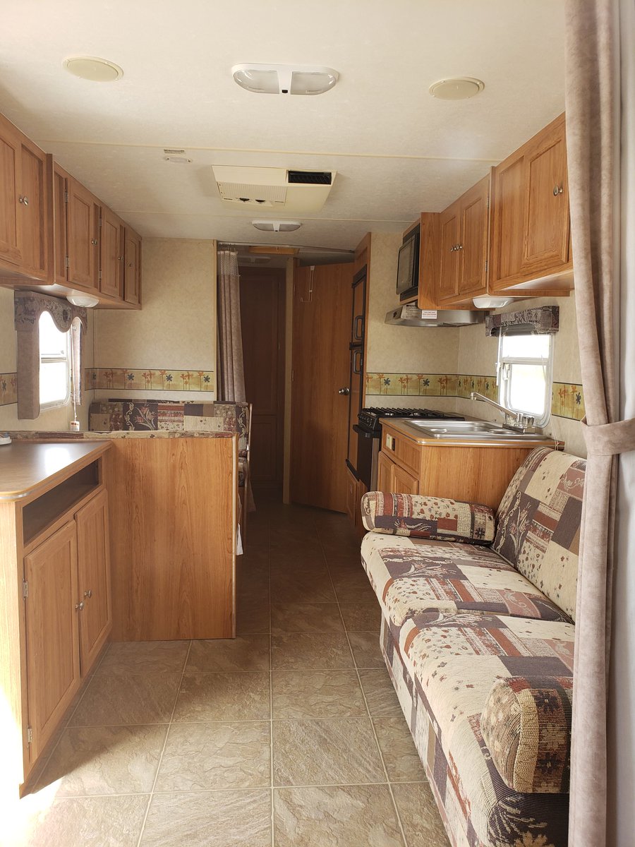 DonMorg38's tweet photo. 2006 27' Trail Sport $8,995.00 call or text for details 817-223-7011 San Antonio, Tx #gorving Front Queen, Rear Bunks sleeps 8 #LightWeight #Tow it with a 1/2 ton #Fiberglass #Walls #Aluminum #Studs #Sale #Saturday #Manager #Special buy it from #TheRVGuy &amp; get #FreeStuff #Clean https://t.co/cWGTwnyI9Z