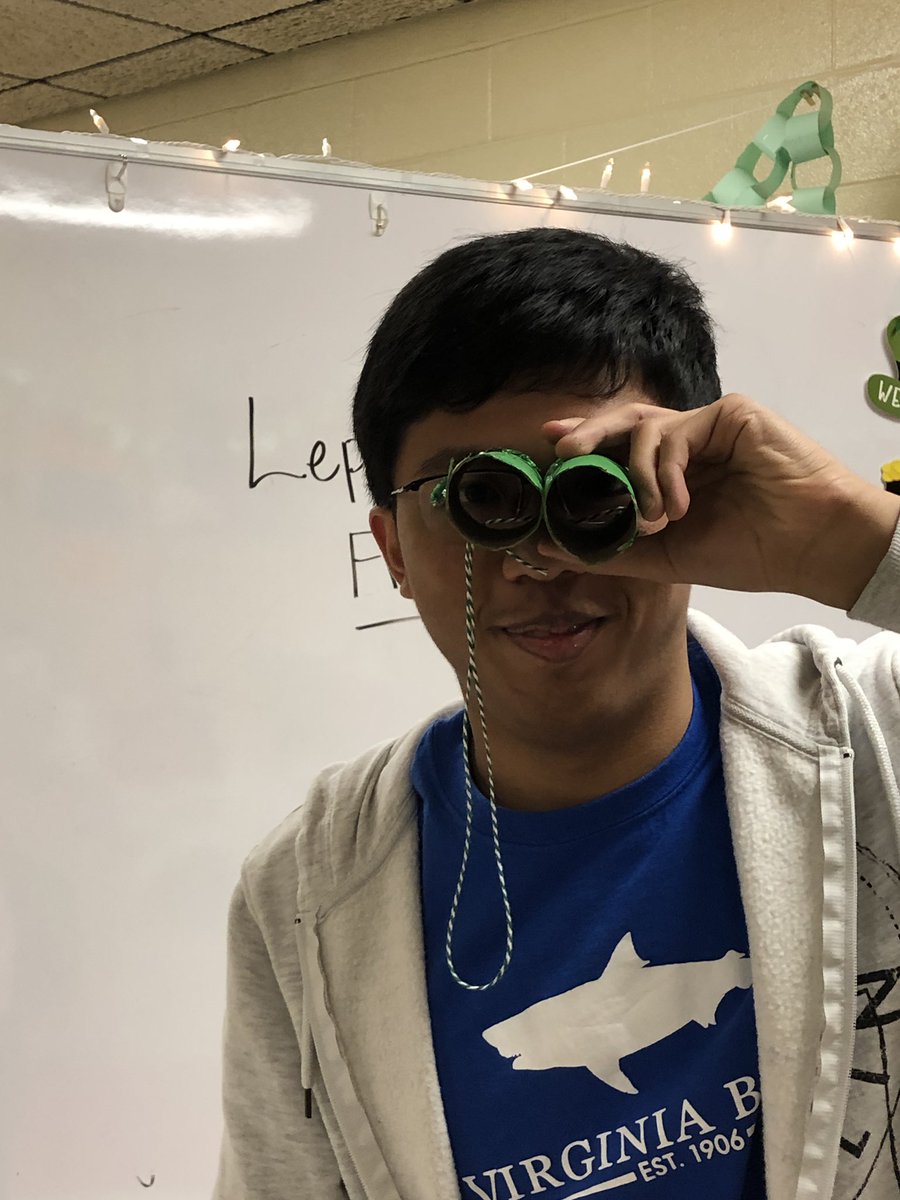 A little #StPatricksDay fun in Life Skills! 🍀 Thanks to <a href="/Andrew_Diodato/">Andrew Diodato</a> and <a href="/gianna_capri/">Gianna Duddy</a> for helping us make our own #leprechaunlookers