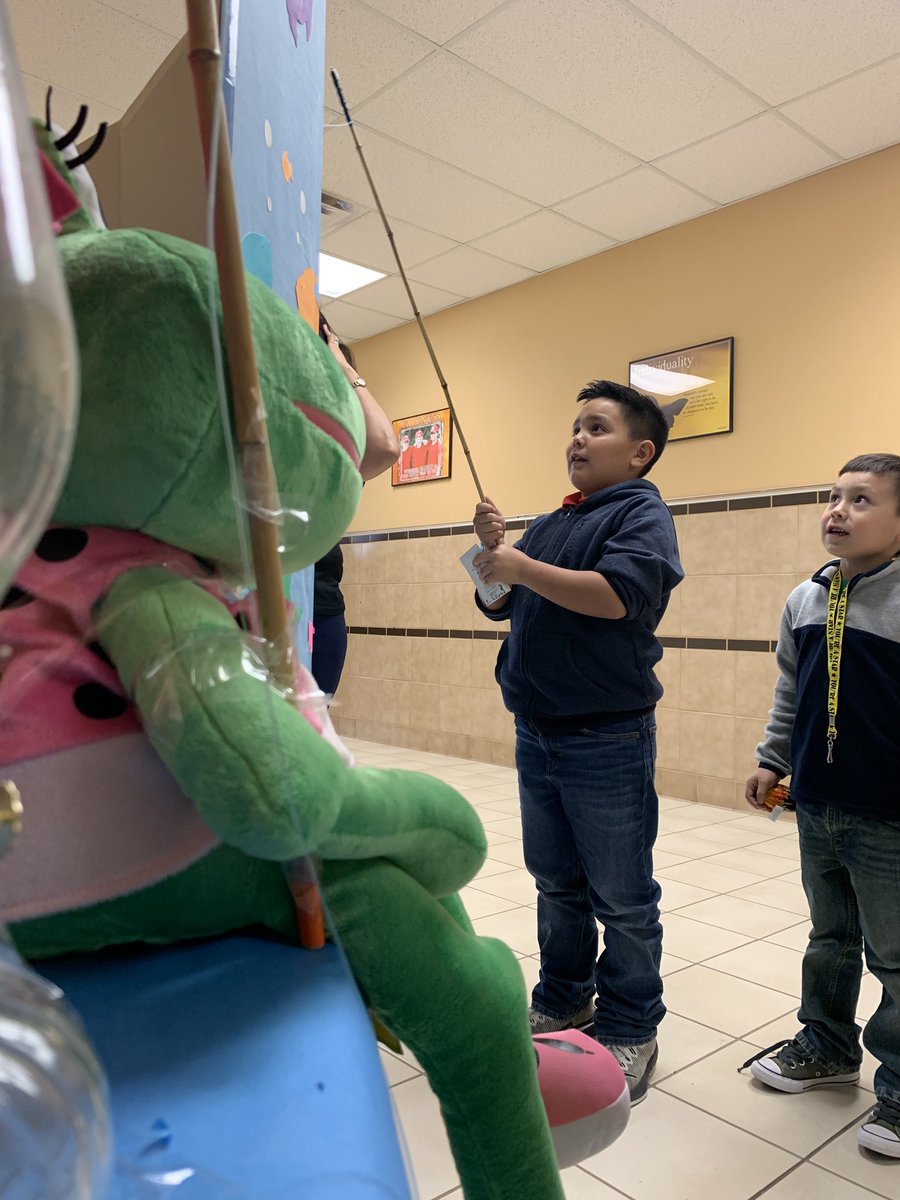 ANavarro_EMMS's tweet image. FES Carnival 2019! Great turnout!! @FISD_Wildcats @VamosVijil #springbreak #besafe# #timeforrandr