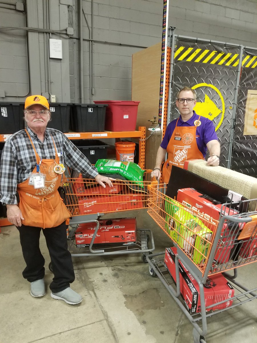 Way to go Gordon D28 and ASM Bryan! 2 recoveries back to back equaling $3457.71 
Way to go guys! @BryanGuyHD2501 <a href="/M_Carter_SM/">Marquis Carter</a> <a href="/d_bennett128/">Damon J. Bennett</a> <a href="/billshuell/">Bill Shuell</a> <a href="/Heather59201250/">Heather CXM</a> @Shane_O_HD2501 <a href="/ajones7652/">Annie Jones FDC 5830</a> @kerre81275 <a href="/GBHD2501/">Jen Lowman 🌞</a>