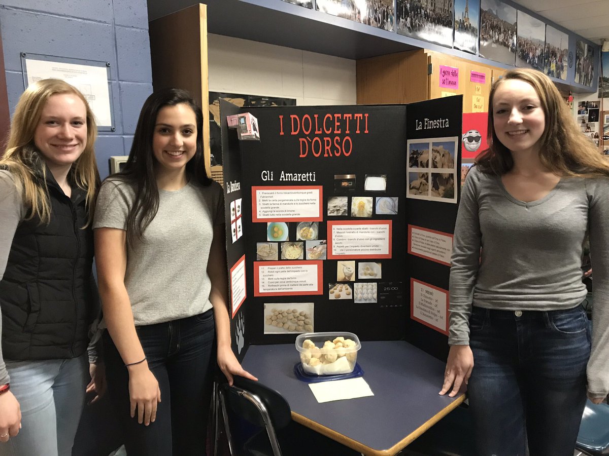 Nipmucitaliano's tweet image. Lucia, Elisabetta and Marianna’s Sardinian food truck. #worldlanguageweek #mursd