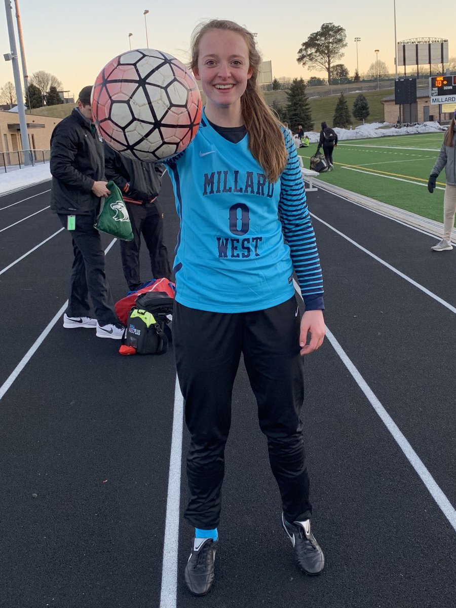 @gabbyfelker WITH HER FIRST SHUT OUT OF THE SEASON!!! #brickwall <a href="/MWGVBB/">Millard West GBB</a>