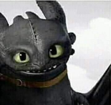 otarriio's tweet image. Aqui vemos 3 dragões se olhando