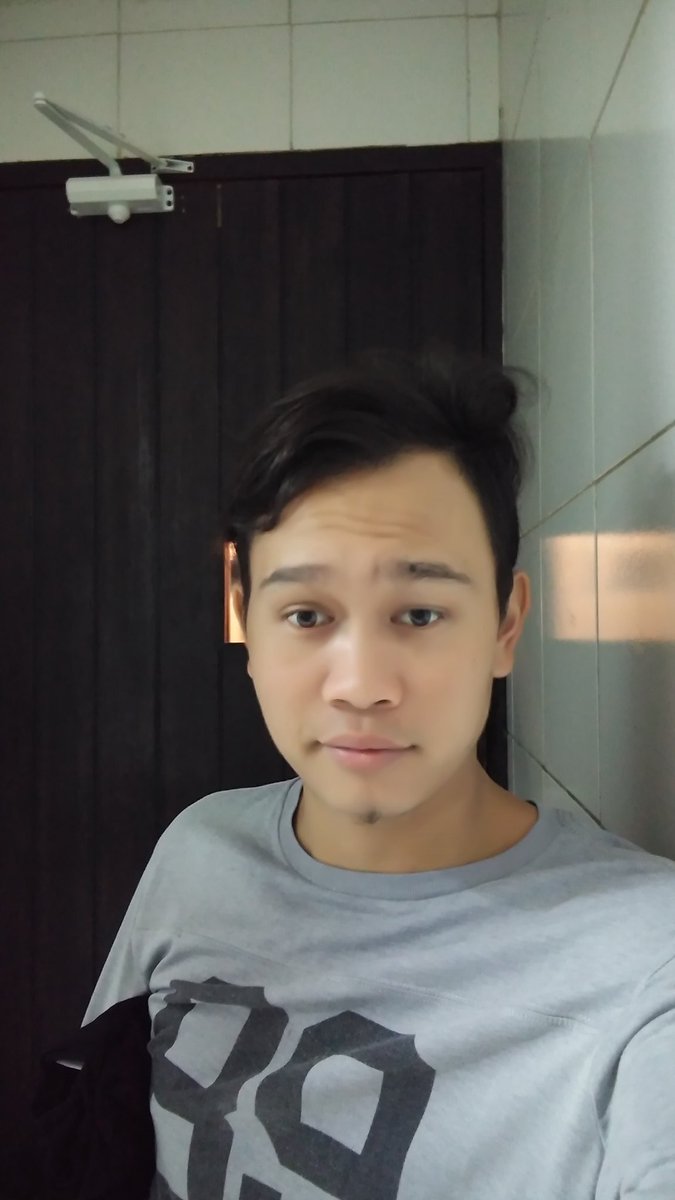 Putra85669898's tweet photo. Aku #capek dn #lelah #muasin kamu smleman.... https://t.co/qSFJw1oKSm