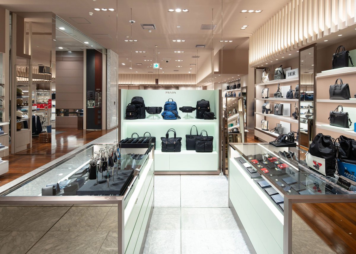 Prada Japan V Twitter 伊勢丹新宿店メンズ館1fに新店舗がオープンしました プラダ の最新メンズアイテムが豊富にご覧いただけます T Co Jo5euejmr7 Prada Prada Japan V Twitter 伊勢丹新宿店メンズ館1fに新店舗がオープンしました プラダ の最新メンズアイテムが豊富にご覧いただけます T Co Jo5euejmr7 Prada