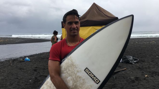 Polynesiela1ere's tweet photo. Vendredi 15 mars 2019, le Tahitien Taumata Puhetini remporte la Papara Pro pour la deuxième année consécutive. Le surfeur totalise un score de 18.50 contre 15.24 pour son adversaire Kauli Vaast. https://t.co/UZQI5qp9Ox Tahiti Polynesie https://t.co/YM4G1svh29