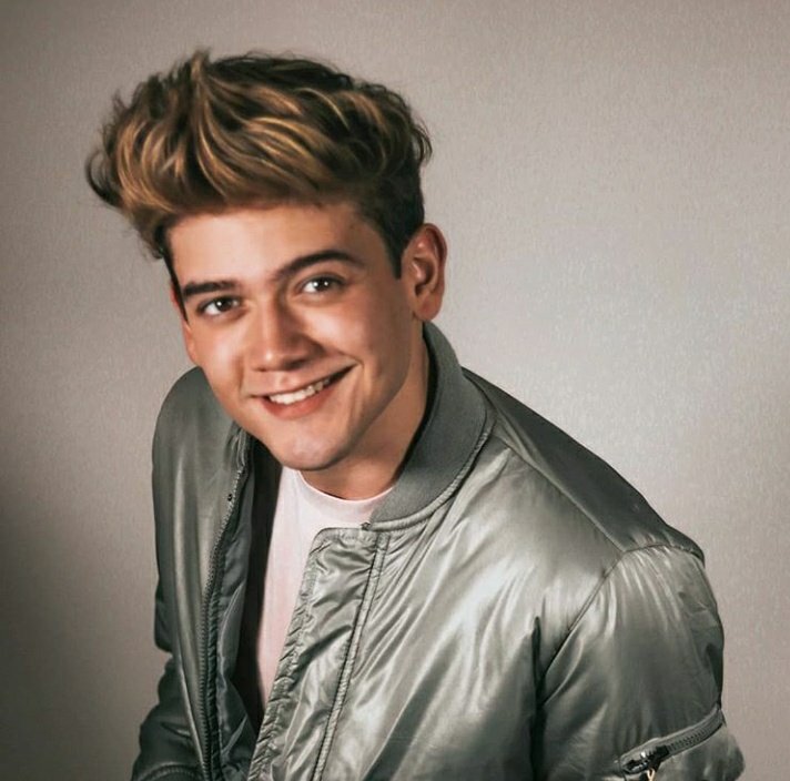 bae_gdl's tweet photo. Post para apreciar lo hermoso que es Ricky Beck. 🤤🤤🤤🖤 https://t.co/4uJvEXTEaW