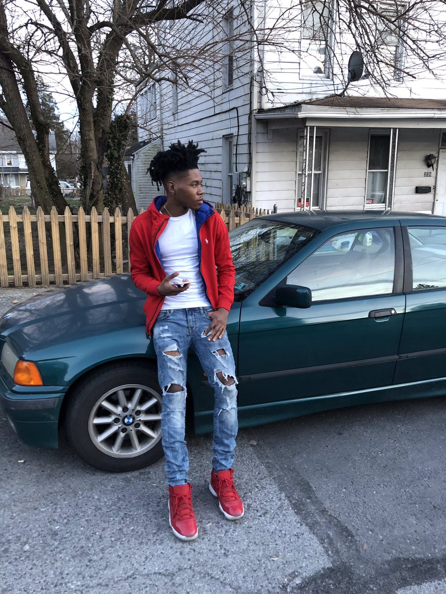 kavon_jackson's tweet photo. Year 22🎉 https://t.co/6sokCWjbE2
