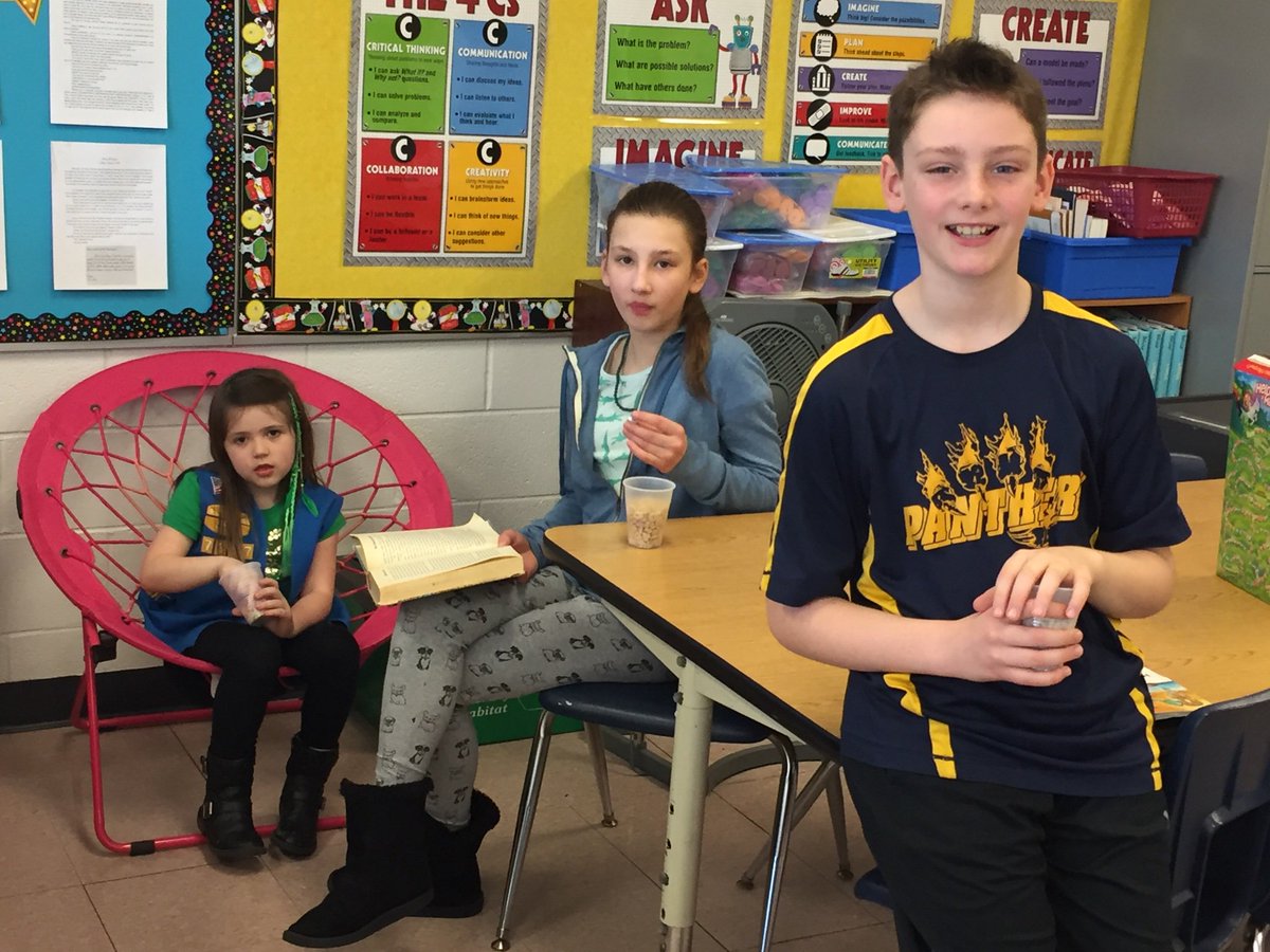 patbellas5b's tweet photo. It was a magically delicious afternoon reading with 1G this afternoon! #peqpantherpride https://t.co/2KWh0WNgot