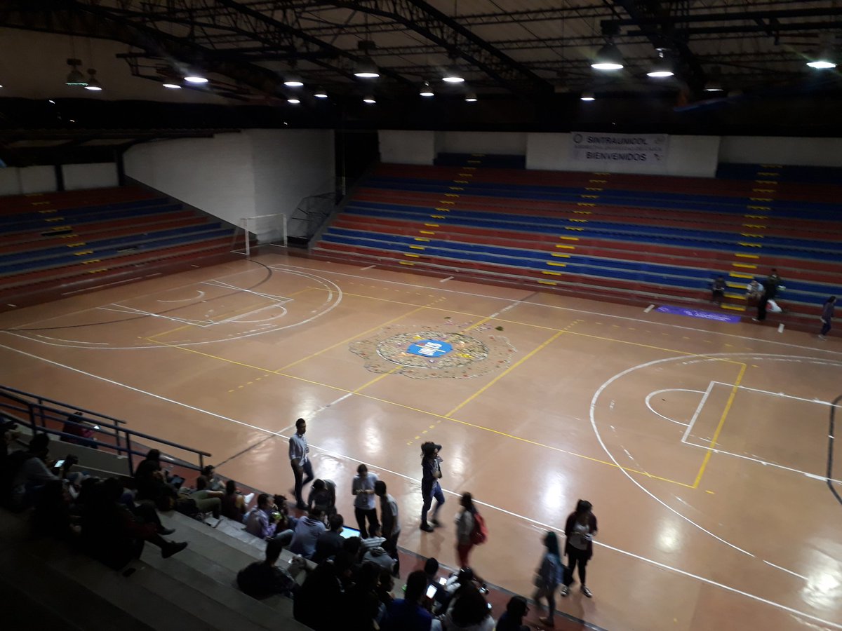 UneesCesarUpc's tweet photo. #UNEESCesar |
La delegación de la Universidad Popular del Cesar se encuentra a la espera del inicio del ENEES 3.0 desarrollado en UniCauca mientras comparten con compañeros de diferentes IES.
#VenYTeUNEES
#ResistiendoEnUnicauca https://t.co/OviBSDyakS
