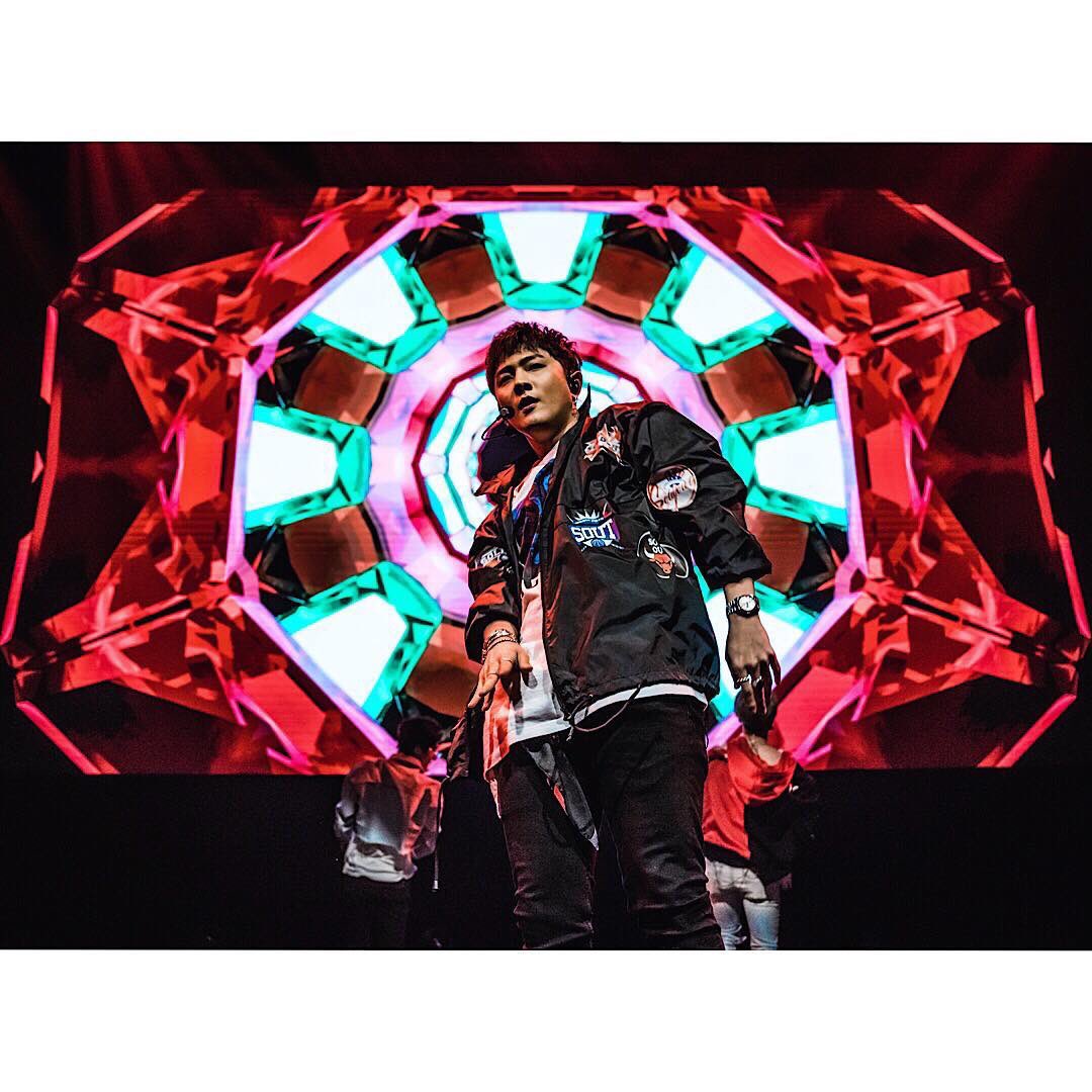 ikon_photogrphs's tweet photo. [190313] SXSW Festival 
_
PHOTO | 아이콘
COPYRIGHT | projectony님

@YG_iKONIC #SXSW2019 https://t.co/rNrwHF2ohI