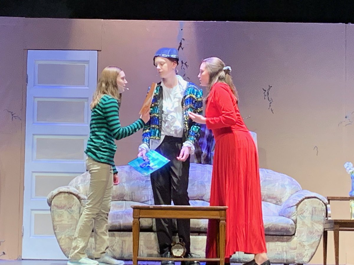 ClintonChoirs's tweet photo. The last performance of Mixed Nuts will be tomorrow, Saturday, at 7:00 pm on the CMS stage. ⁦@clintonwischool⁩ #cougarpride https://t.co/PGEFOjSjhx