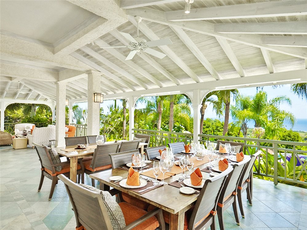 Set on approximately 31,075 sq ft of landscaped gardens, this impressive 5 bedroom residence is located within the prestigious Turtleback Ridge, #Barbados. With stunning views over the West Coast this home also offers many traditional features throughout bit.ly/2TuBxaS