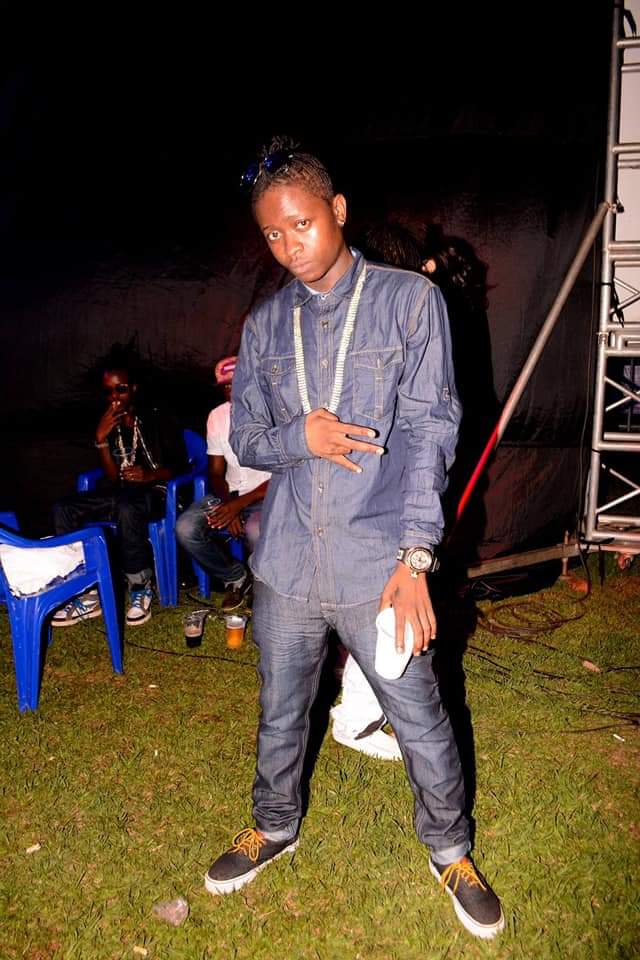 Chano8Mag's tweet photo. Today marks 4 years since Uganda #Ragga and #Dancehall singer #AK47 died.
Reply with your favourite song from the late
CC: @JChameleone @McPallaso @RadioandWeasel
#RIPAK47 https://t.co/xnfTlQbofp
