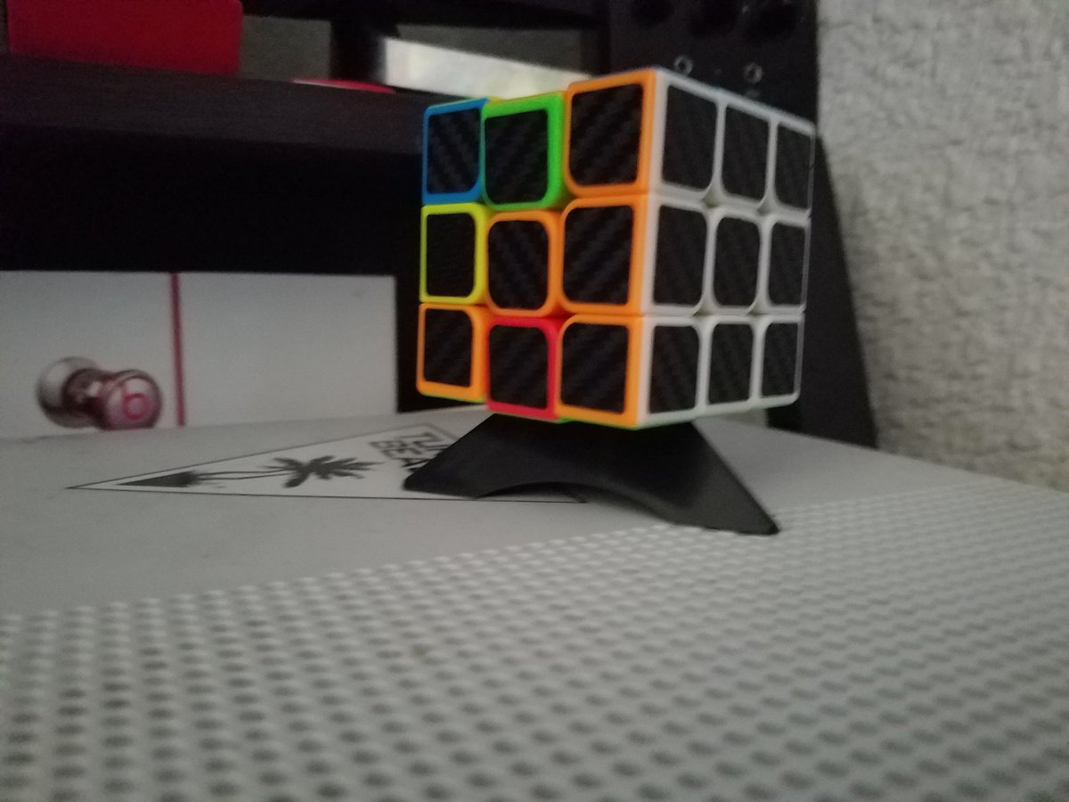 VortexGamer12's tweet photo. This is how you know people can always be dumber https://t.co/GsfzHIXYLA