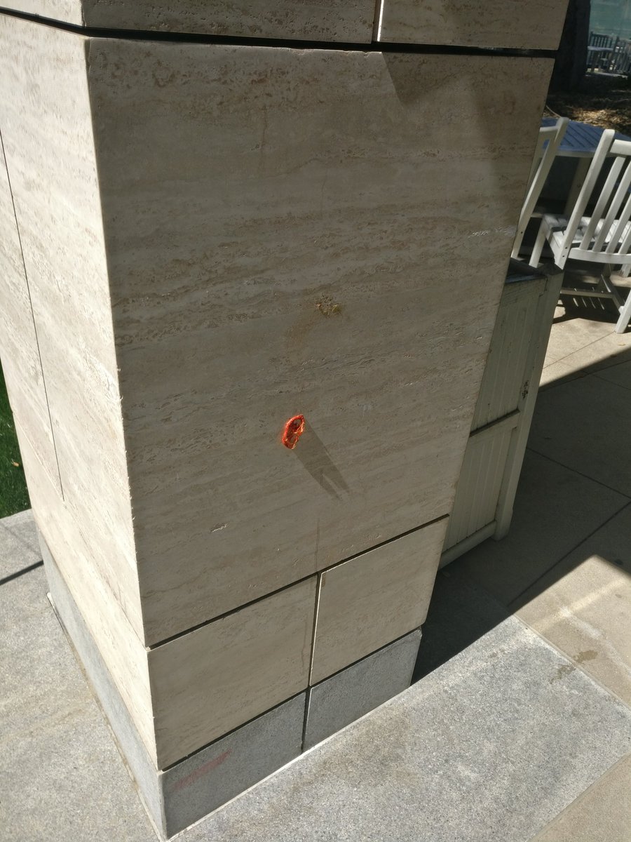 Spotted some #modernart at #Caltech today.  #sundriedtomato #PhDchat