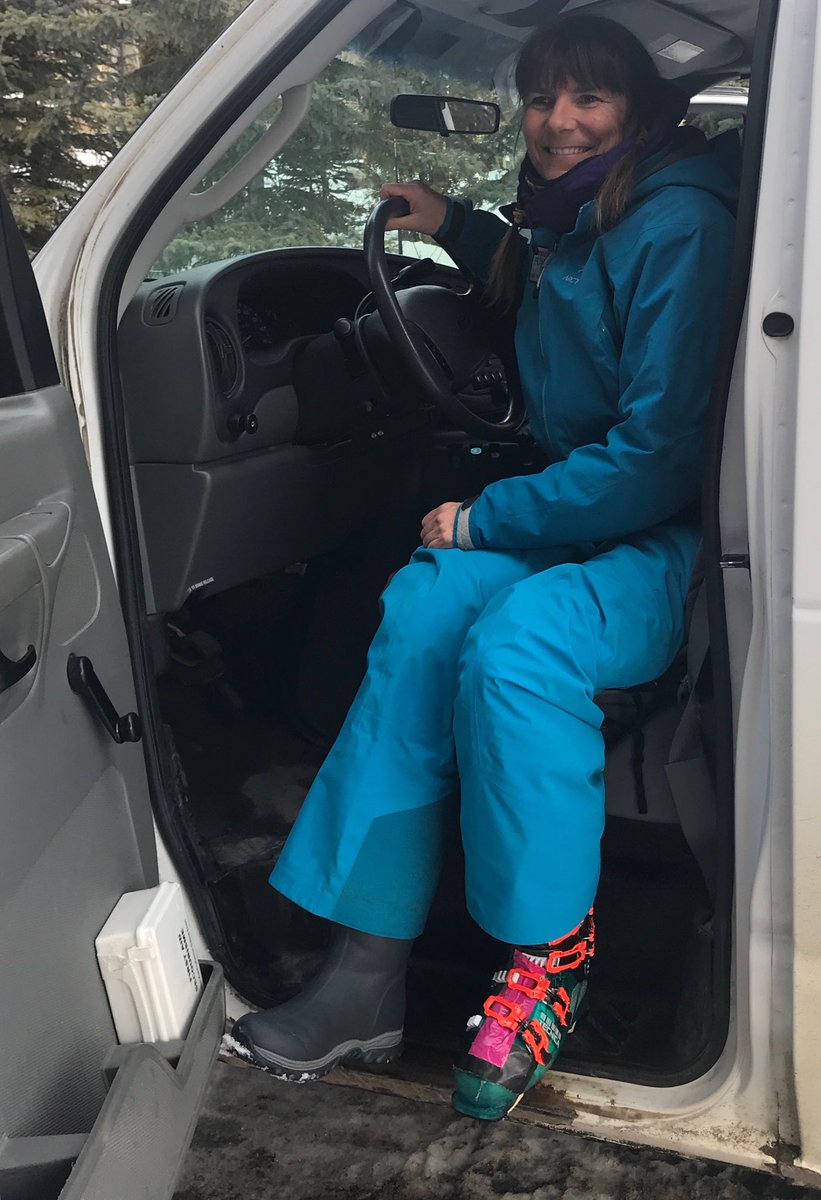 LizaCNG's tweet image. Spot the difference...what &amp;amp; why?
#canadianowdertours #skifernie #powderskiing