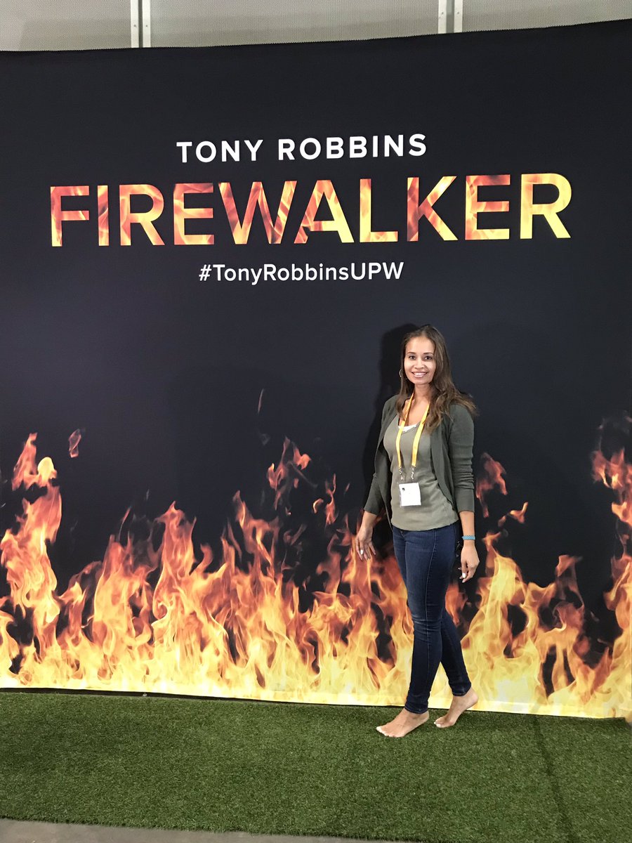 NinaSellsLA's tweet photo. Tony Robbins “Unleash the Power Within” #TonyRobbins #Mindset #Growth #Peak #ReachFullPotential #UnleashThePowerWithin 🔥 https://t.co/psx0CMrwyo