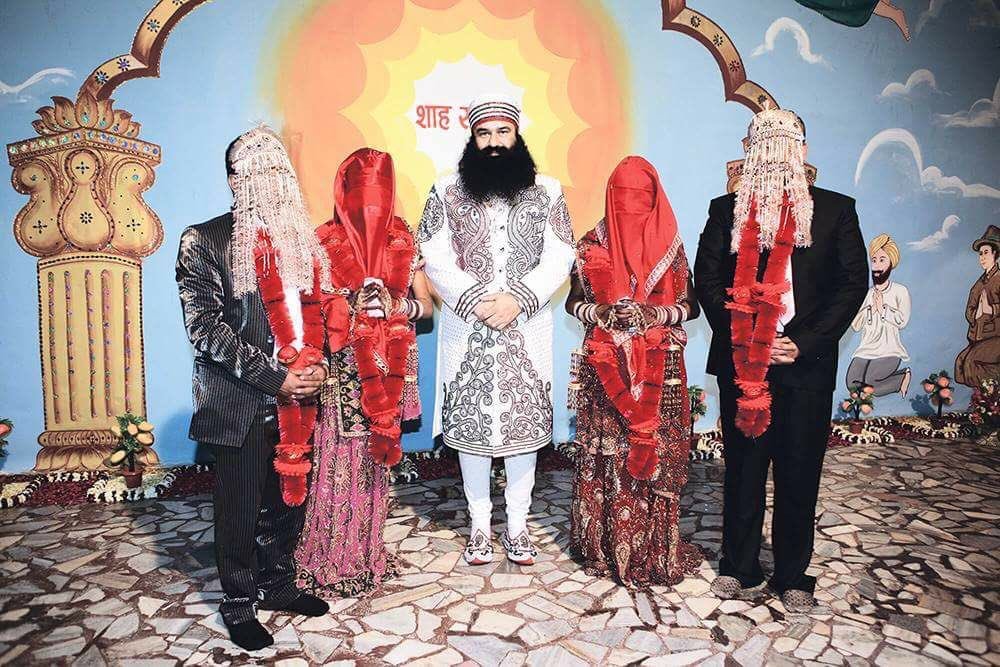 InsanNeeru2's tweet photo. @DiljotInsan2 @Gurmeetramrahim @derasachasauda #Shubhdevi
#MovementAgainstProstitution
#BaneRemovedByBoon
#SaintDrGurmeetRamRahimSinghJi
#DeraSachaSauda
#GurmeetRamRahim
#SaintMSG
#BabaRamRahim
Salute Dr.MSG https://t.co/uB8Jbi8QbS