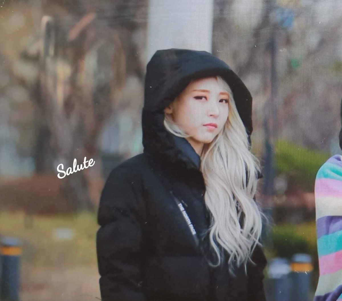 SalutePhoto's tweet photo. 190316 음악중심 미니팬미팅 프리뷰
#마마무 #문별 #솔라 #휘인 #음악중심 #고고베베 https://t.co/02noNFvZnU
