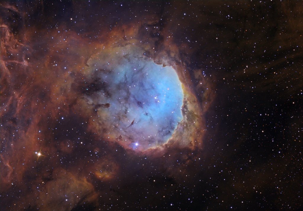 RainbowByte_'s tweet photo. NGC 3324 in Carina #space #nasa https://t.co/054uacq3CT