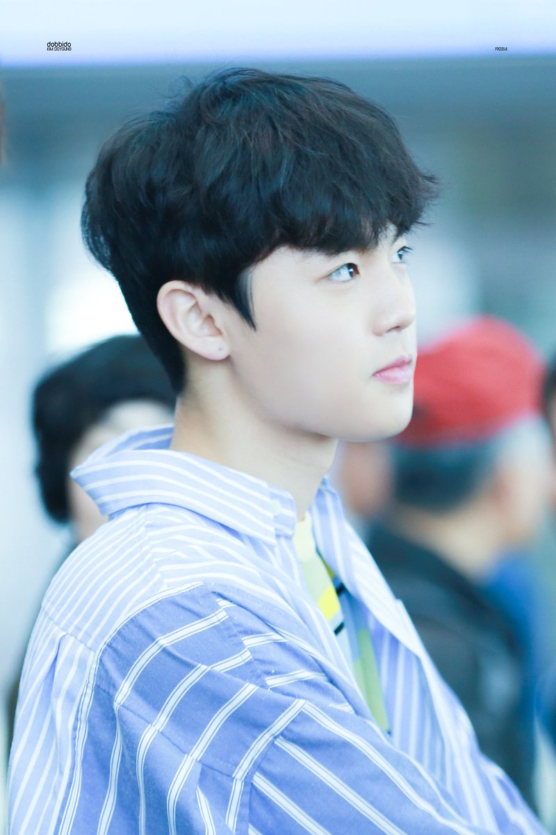 dobbido1204's tweet photo. 190314 ICN

도고 싶죠? 저도... 😩
#KIMDOYOUNG #김도영 #TREASURE13 #트레저13 #MAGNUM #매그넘 https://t.co/b6alJsyUa2