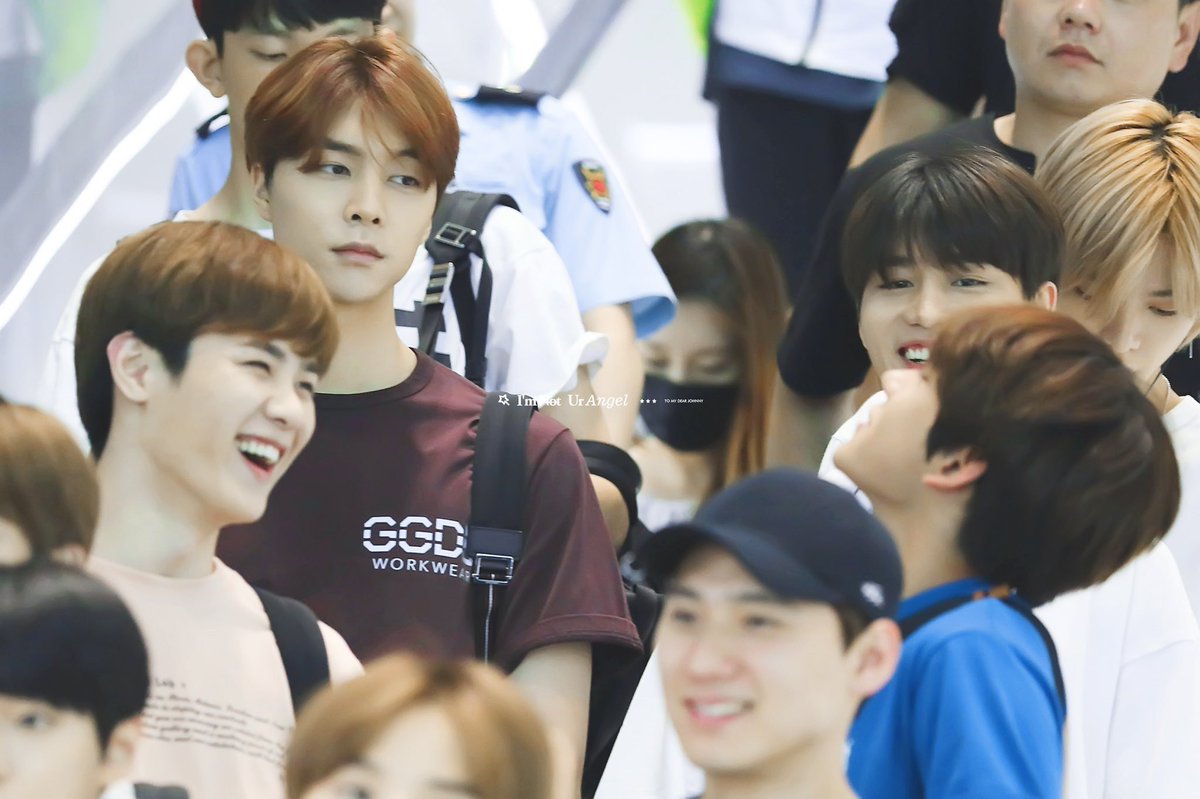 _empttysoul_'s tweet photo. I want someone look at me the way Johnny looks at Lucas
#johnlu #johncas #จอห์นลู #จอห์นคัส https://t.co/mfjyGfrNnU