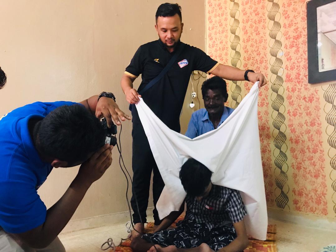 bkpjpnm's tweet photo. Perkhidmatan #MobileEhsan di sekitar Lembah Klang di Hospital Kajang dan Semenyih.

Sebarang pertanyaan lanjut dan temujanji Perkhidmatan Mobile Ehsan boleh menghubungi 03-8880 8014.
#BhgICJPN #BKPDiHatiKu https://t.co/x0Qt0BBhpS