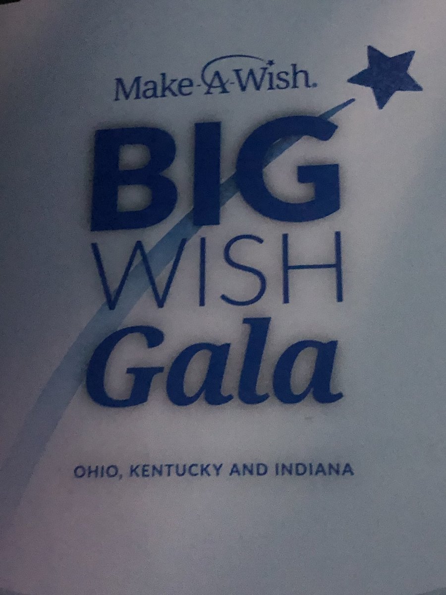 GoldShieldIndy's tweet photo. We are honored to have been able to be the transportation sponsor for the #bigwishgala2019 &amp; even more proud to be able to help make wishes come true for all these children and their families ! #eventprofs #luxurytransportation #indianalimo #weareindy #hoosierhospitality https://t.co/XzI3kpsNTG