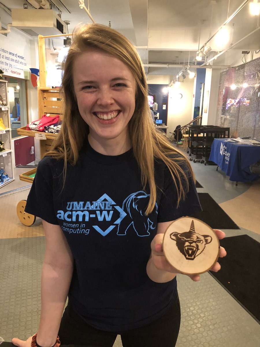 projectlogin's tweet photo. Thanks to our friends at UMaine ACM-W chapter for running a #CreativeCoding workshop at TechNight! @ACM_Women #CS4Maine #msf2019 #computerscienceiscool https://t.co/HJ8M48UG8i