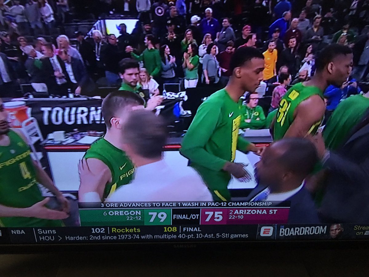 What’s wrong with this picture? (Look toward the bottom) @espn @pac12 @OregonMBB @ASU #OREvsASU #Pac12Hoops