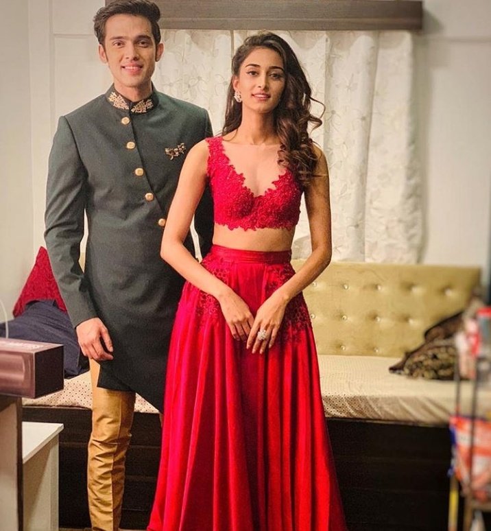 GossipsTv's tweet photo. #SuperExclusive
#ICL2019
INDIA'S COUPLE 👫 LEAGUE
2019
NOMINATIONS... 😍 😍

8.#AnuPre

BE READY TO VOTE
SOON @GossipsTv 😊
RETWEET...

#ParthSamthaan #EricaFernandes #KasautiiZindagiiKay2 https://t.co/5niyt8KbUz