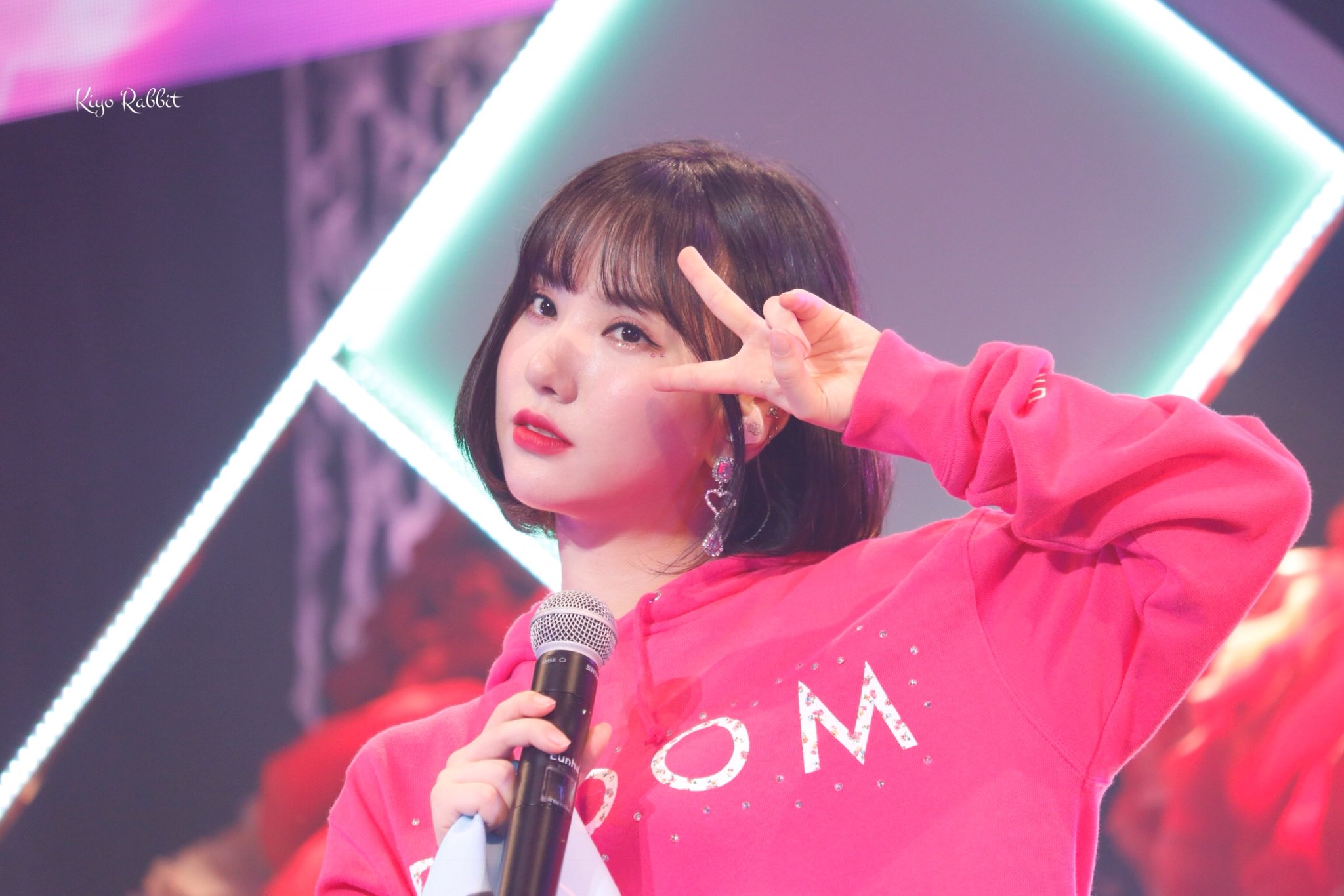 D1x-RbZU0AAQLIn.jpg:large