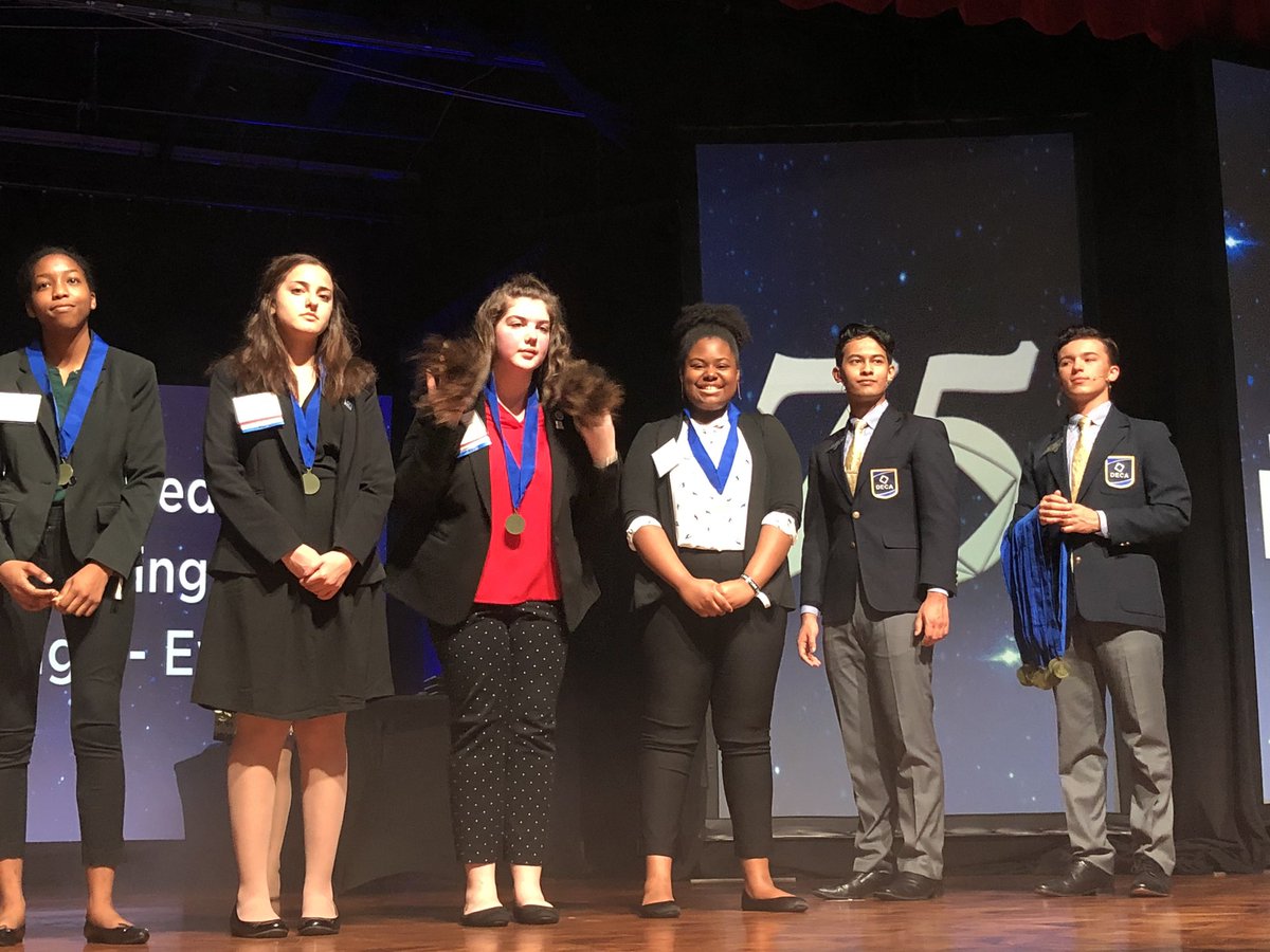 NWHSDECA's tweet photo. Congrats to Jaziah! Top 10 test score #decastates https://t.co/5wNIbA5bSZ