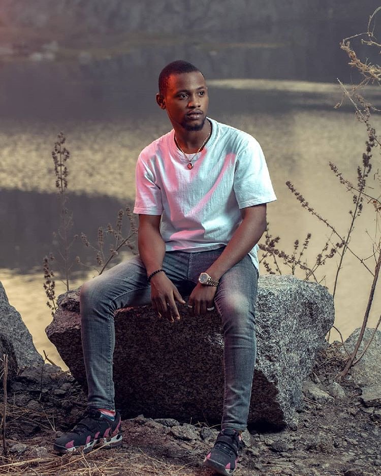 futmxfaces's tweet photo. #saturdayfaces
⬇⬇⬇⬇⬇⬇⬇⬇⬇⬇
Strike a pose📸 @khell_magic x @itz_alizzbeth
#futminna
#futmxfaces
#saturday
Get featured, DM us https://t.co/r8Cav8deJQ