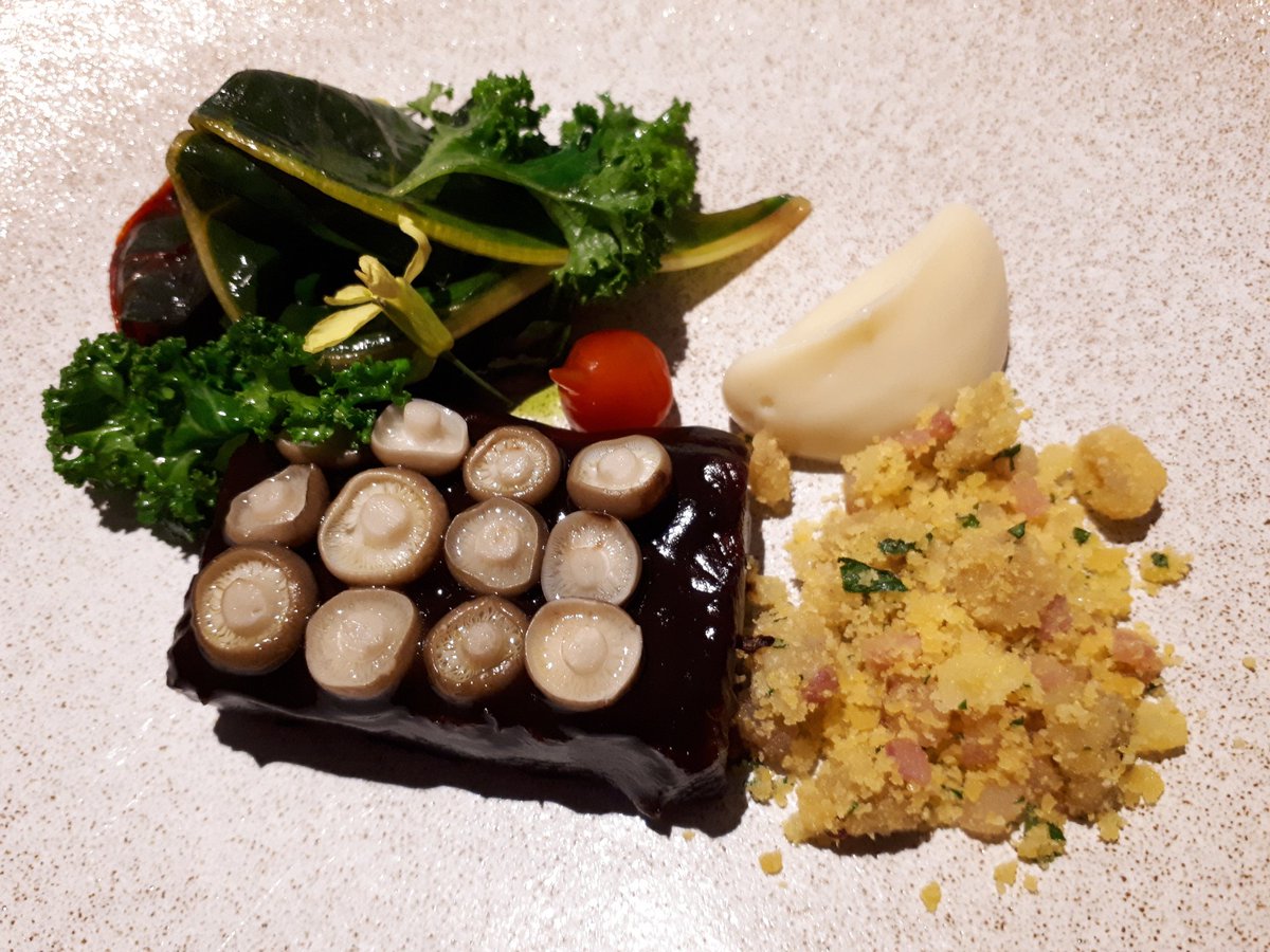 (New to the selection)
You know you’re somewhere special when the bread comes with bone marrow…
<a href="/DaTerra_London/">Da Terra</a> <a href="/TownHallHotel/">Town Hall Hotel</a> #BethnalGreen